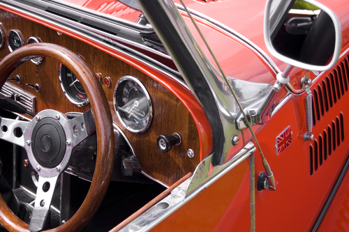 stopping condensation in classic cars